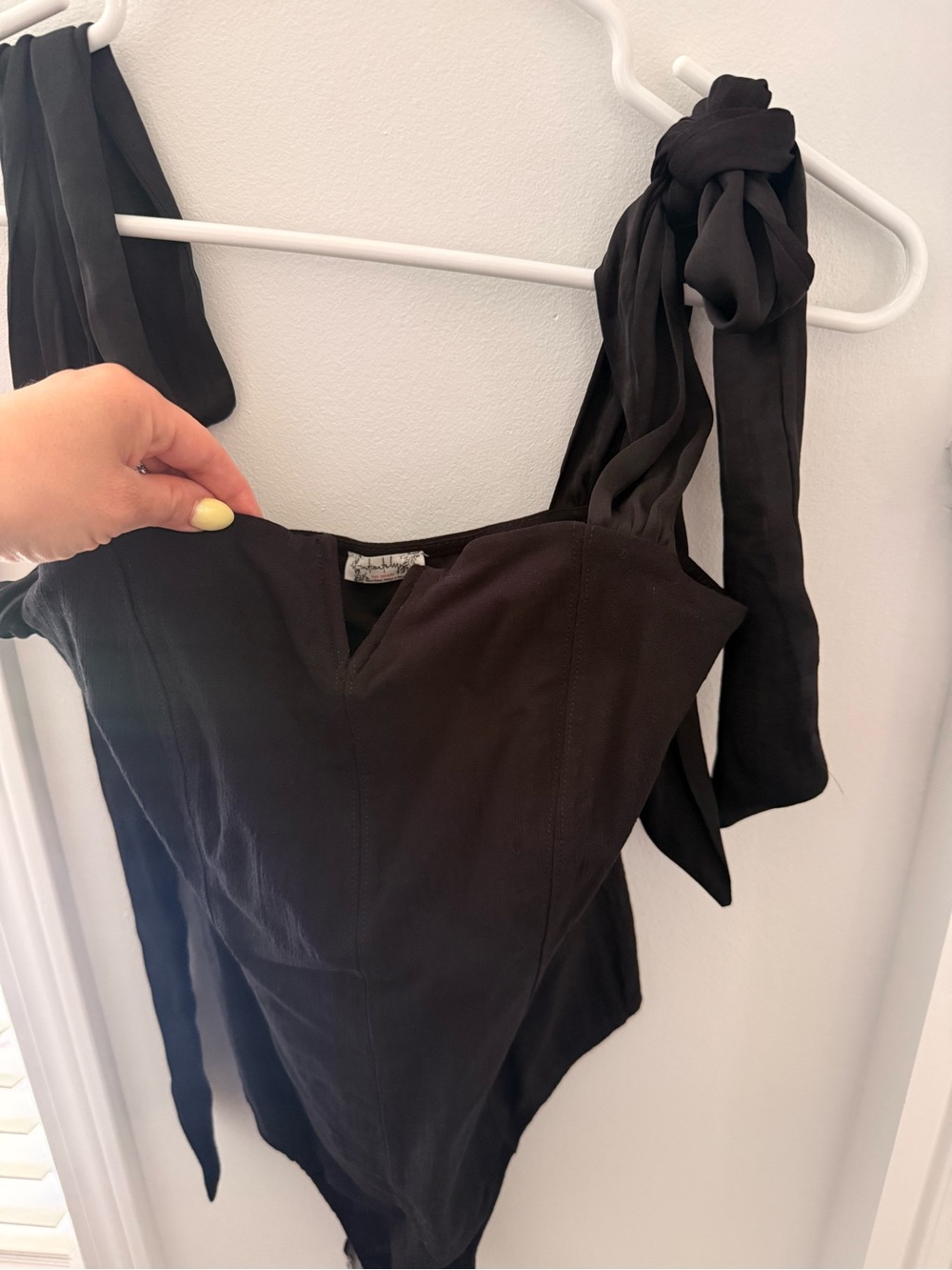 Lola Bodysuit in Black - Picture 2 of 6